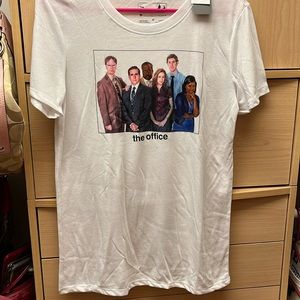 🟡 The Office t shirt NWT